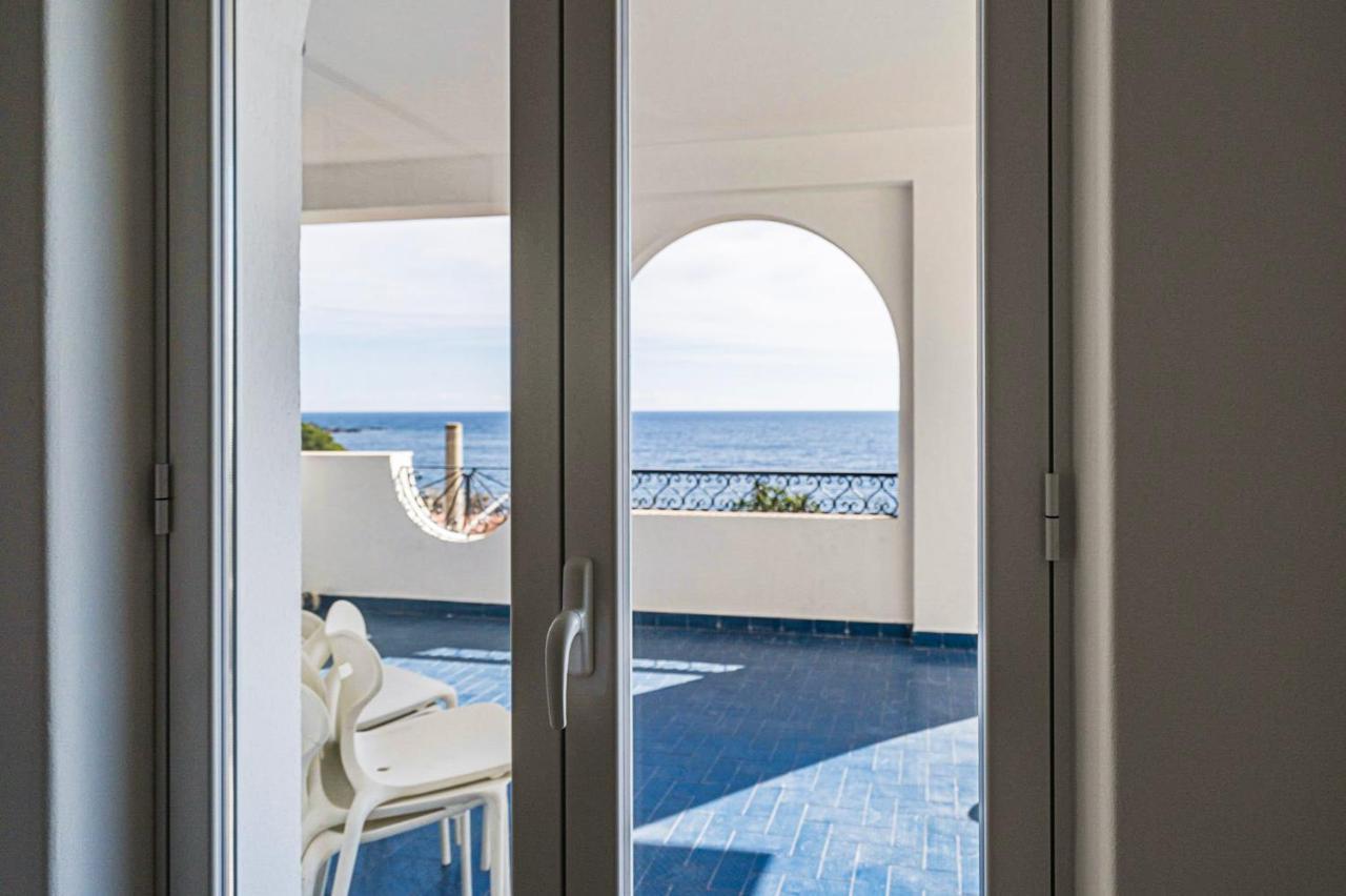 B&B Sea Terrace Aci Castello Exteriér fotografie
